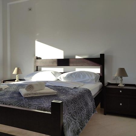 Ionia Apartments Sarande Bagian luar foto