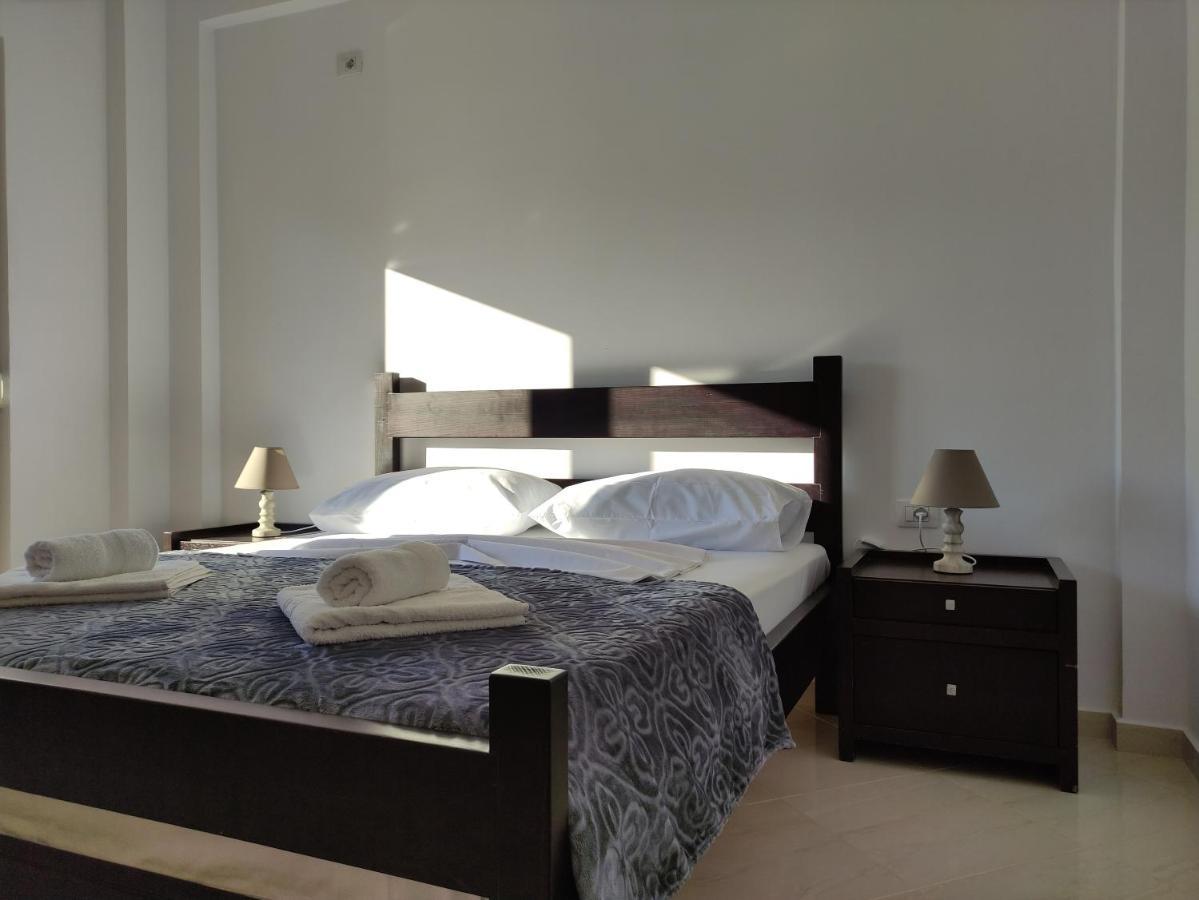 Ionia Apartments Sarande Bagian luar foto
