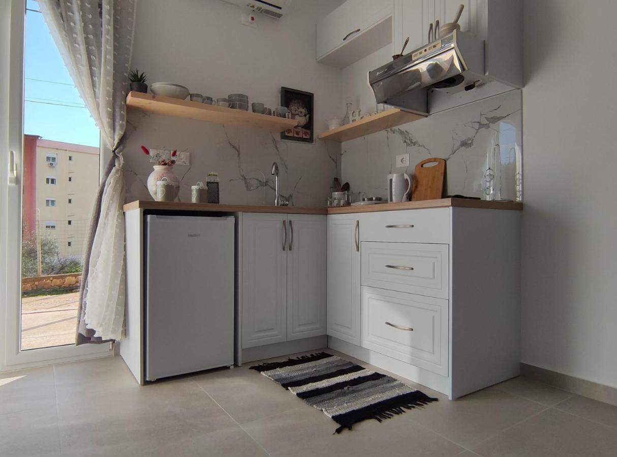 Ionia Apartments Sarande Bagian luar foto