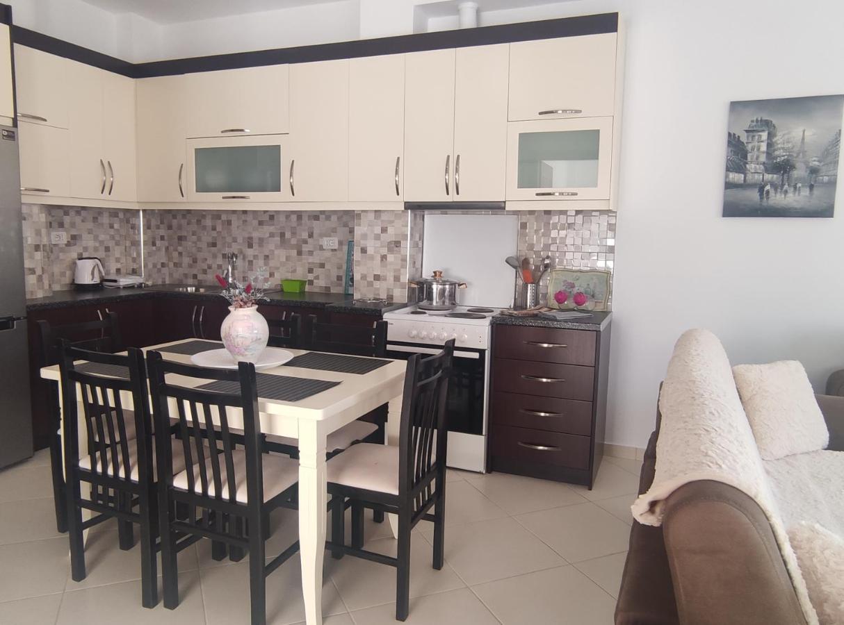 Ionia Apartments Sarande Bagian luar foto