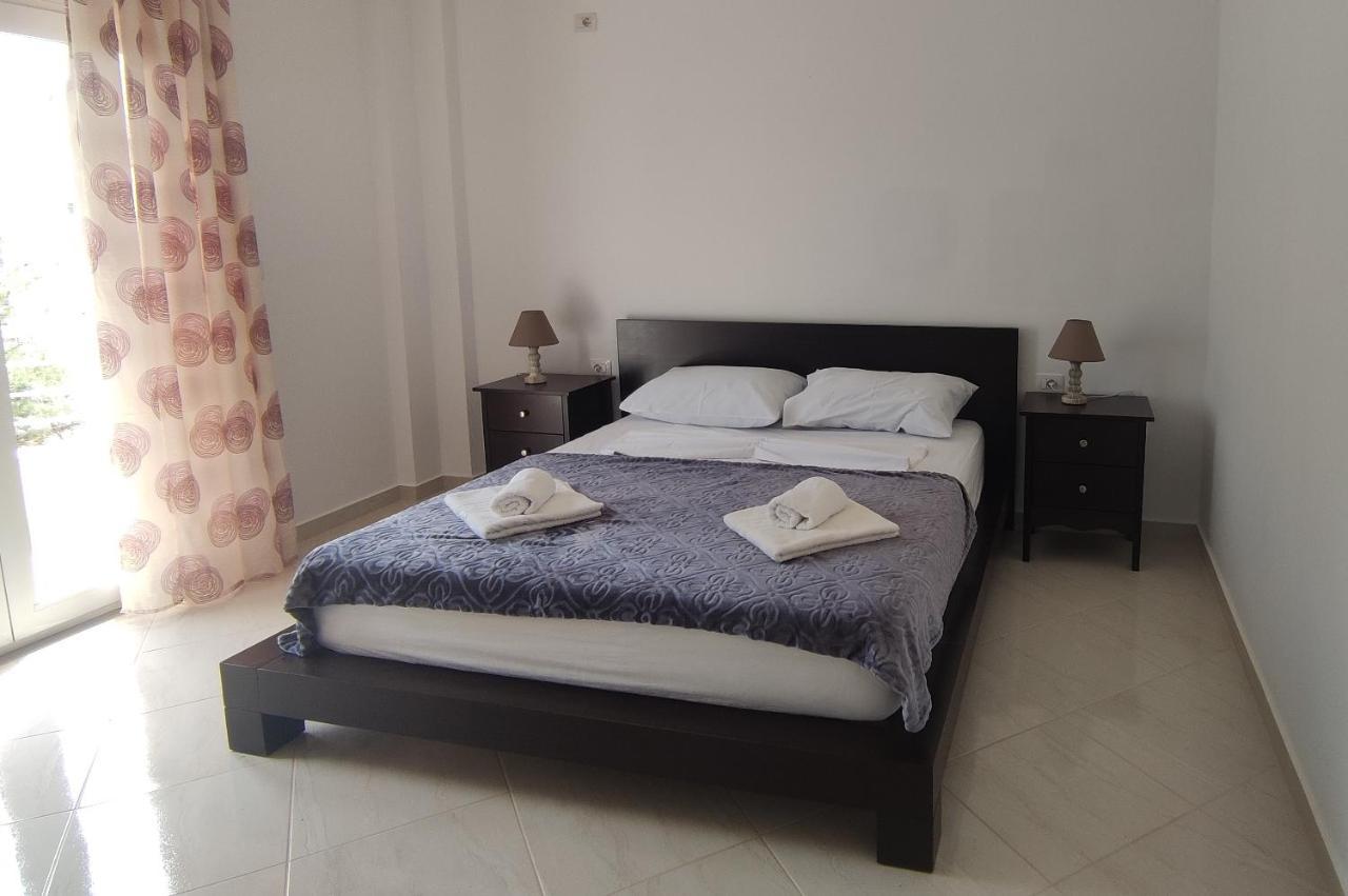 Ionia Apartments Sarande Bagian luar foto