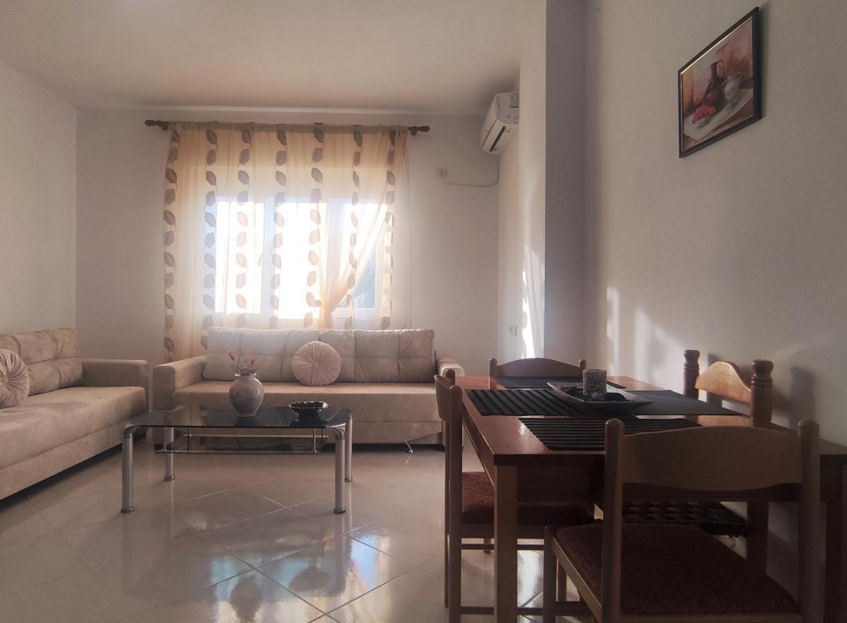 Ionia Apartments Sarande Bagian luar foto