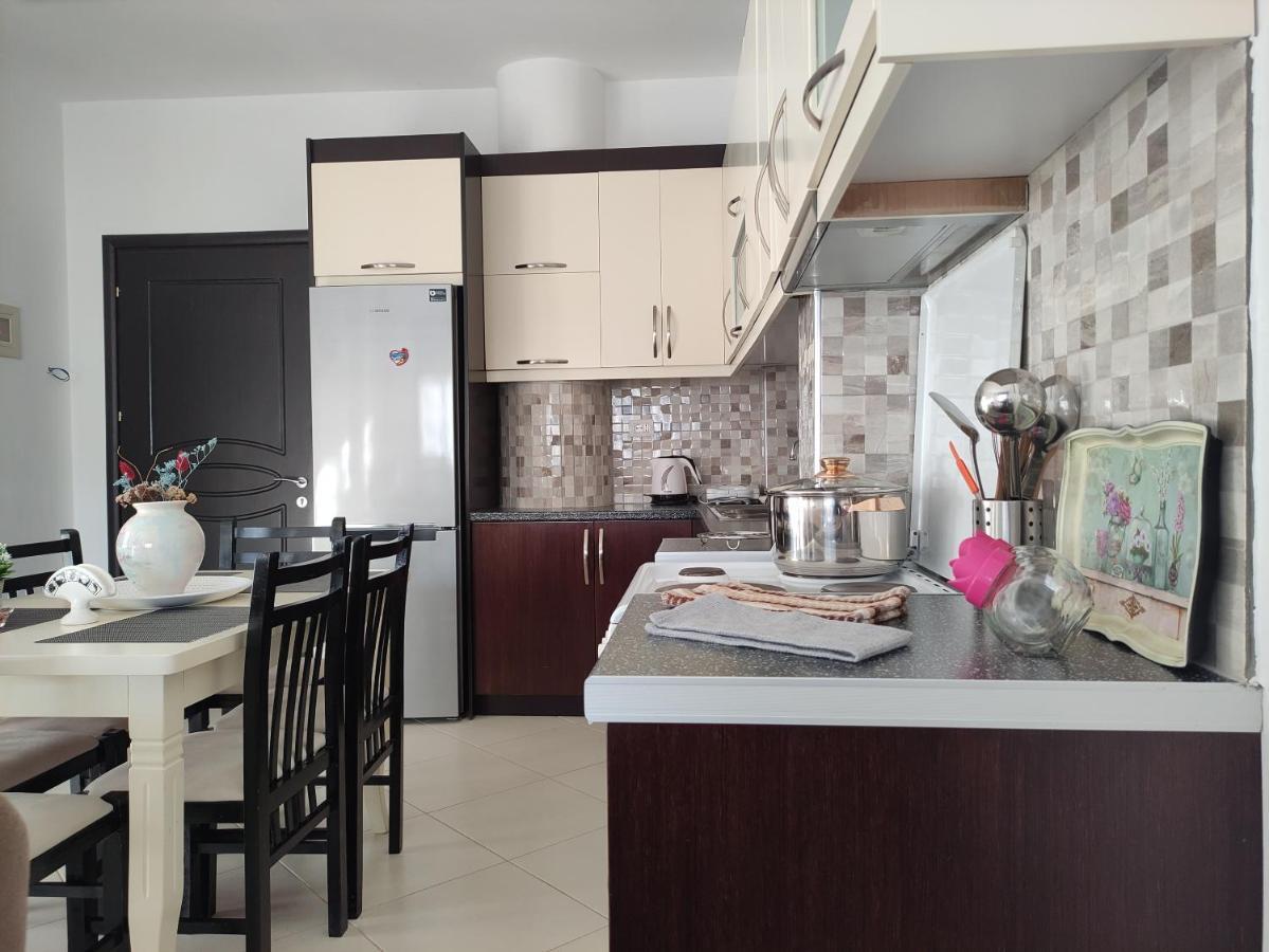 Ionia Apartments Sarande Bagian luar foto