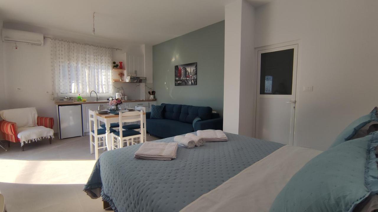 Ionia Apartments Sarande Bagian luar foto