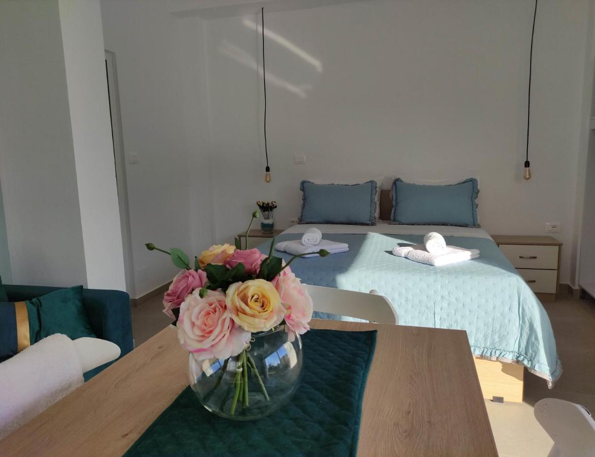 Ionia Apartments Sarande Bagian luar foto