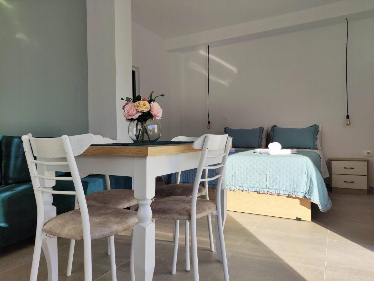 Ionia Apartments Sarande Bagian luar foto