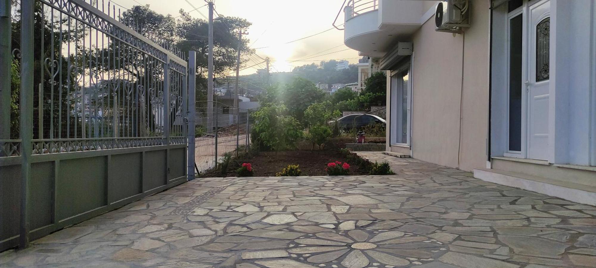 Ionia Apartments Sarande Bagian luar foto